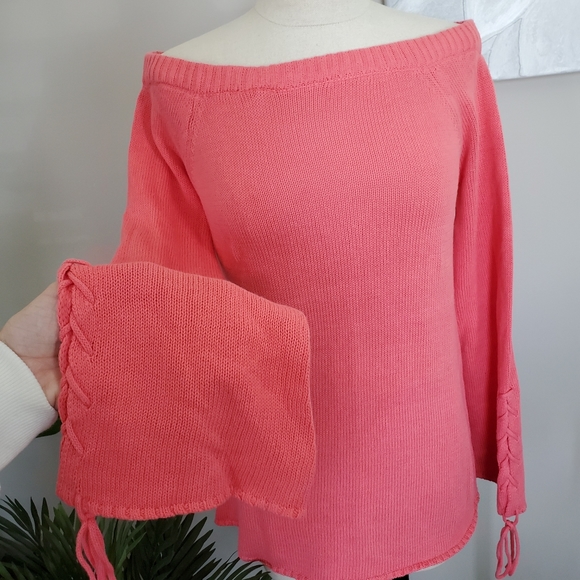 Daisy Fuentes NWT Off the Shoulder Sweater - Picture 1 of 8